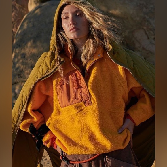 Free People Jackets & Blazers - Free People Hit The Slopes Colorblock Fleece Pullover in Orange Combo